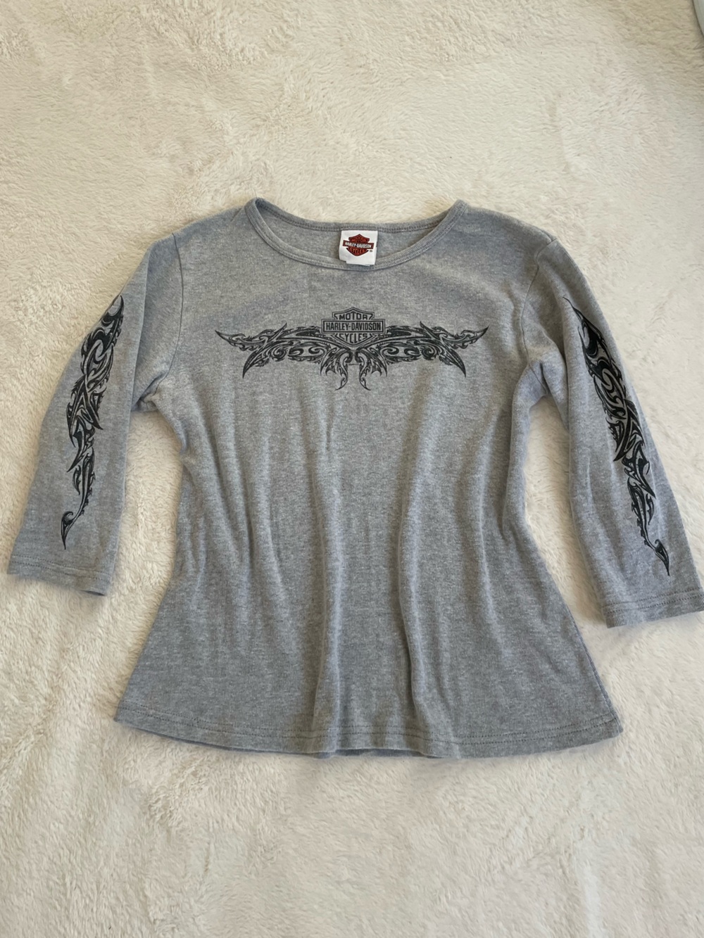 Y2K Harley-Davidson Tribal Graphic 3/4 Sleeve T-Shirt Size M Grunge Angel Wings